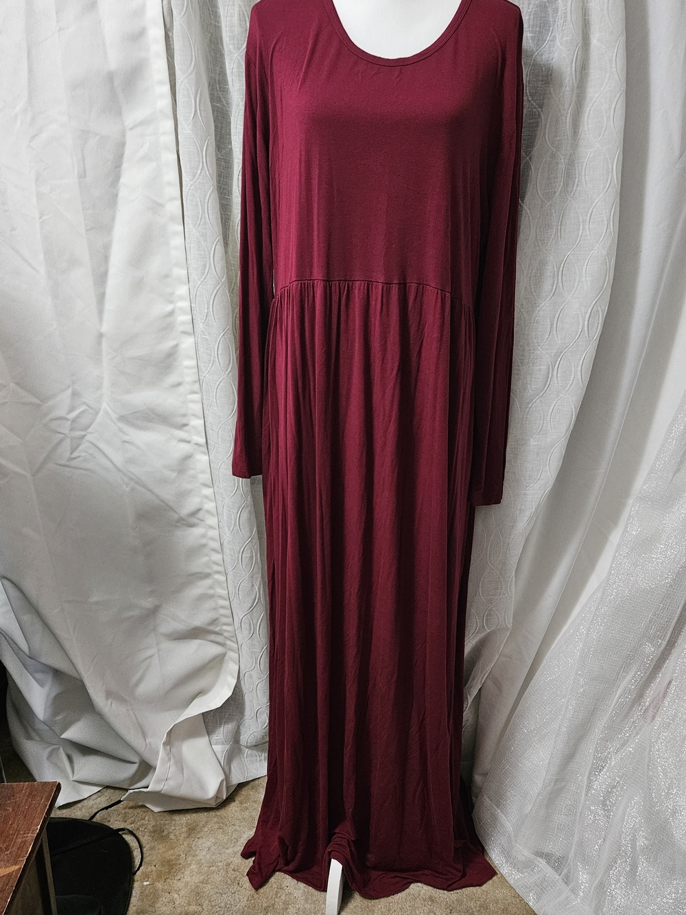 Long Sleeve Burgundy Maxi Dress - Elegant Everyday Style 4x
